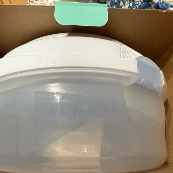 Philips Avent Microwave Sterilizer - barely used - Picture 3 of 3